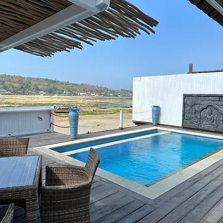 Villas Gede 888 Private Pool