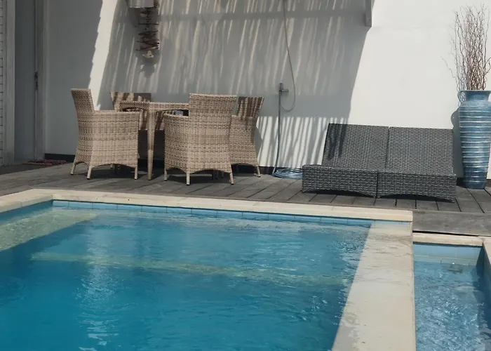 Gede 888 Private Pool Villa *